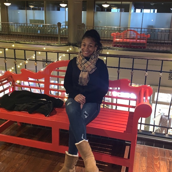 Meet your Posher, Samirah - Picture 1 of 1